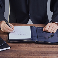 HUGO BOSS 标志墨水笔+墨囊套装 / GEAR HSN5012