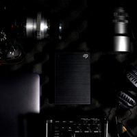 移动硬盘 2TB USB3.0 铭 新睿品 2.5英寸 黑色 金属外壳轻薄便携兼容Mac PS4