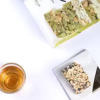 老先生食品(LaoXianShengFood) 花生酥南瓜仁口味 132g