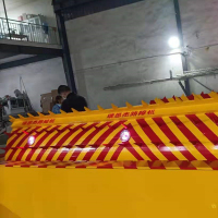 翻板液压阻车器