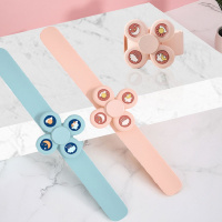 简装指尖防叮陀螺