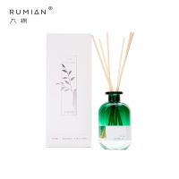 入棉 无火香薰花浸沉木 香型:花浸沉木 净含量:150ml