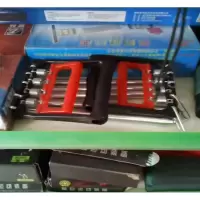 鑫亿康 弹簧拉力器扩胸器男士臂力器 体育运动健身器材 家用力量训练器械