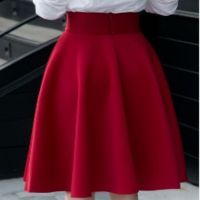 女士半身裙+丝巾