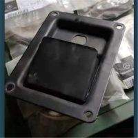 西星(W) EQ2050B 东风猛士后背门开手