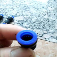 联杰东风EQ2050B(猛士) 快速接头