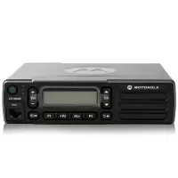 摩托罗拉(MOTOROLA) XIR M6660对讲机 数字车载对讲机 车载电台 对讲机 黑色