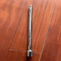 联杰猛士指挥车 保险杠插销