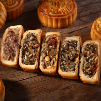 翠沁斋黑芝麻广式月饼125g-SLP