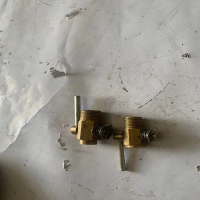 燃油箱开关(CA10)