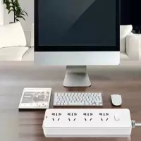 公牛拖线板1.8米