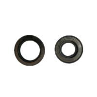 北汽勇士BJ2022 左前轮毂油封