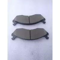 六座突击车 刹车片前后