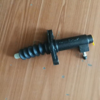 勇士改离合器离分泵