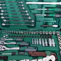 车辆维修工具箱