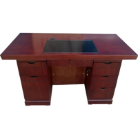 宫灯 1400*700*750mm 贴木皮办公桌