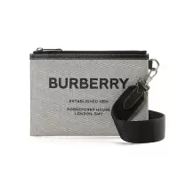 BURBERRY Horseferry 印花手拿斜挎包 8038255奢侈品包包 男女通用款