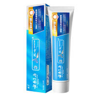 云南三七牙龈护理牙膏145g家庭装整支装润爽薄荷药物牙膏清新口气清洁牙齿护理牙膏