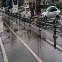 护栏1.5米/段 高50cm镀锌管(若购买120米配85个墩子) 货期5-10天