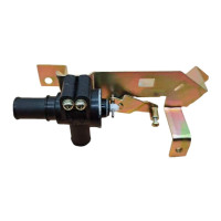 东风EQ2102 暖风水阀