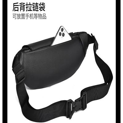 Cetwro Kahse新款休闲大容量男士斜挎包 经典黑色