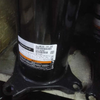 冠航 VR61KF-TFP-542||5P 380V 恒温取样架压缩机