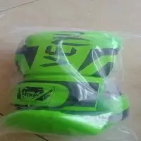 拳击手套 沙袋散打搏击手套