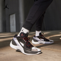 Jordan耐克乔丹ZOOM SEPARATE PF男子篮球鞋新款东契奇DH0248