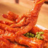 *王小卤 虎皮凤爪零食大礼包肉类零食小吃 (卤香、香辣、椒麻)鸡爪*3、腐竹、咸蛋黄鱼皮 800g 1件