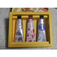 欧舒丹护手霜三只 (单位:套)H