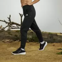 阿迪达斯(adidas)轻运动女装宽松束脚运动休闲裤GT6825
