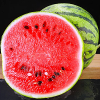 [西沛生鲜]云南新鲜麒麟西瓜 1个 7-8斤 新鲜水果 汁多肉甜