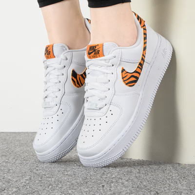 耐克(NIKE)女鞋 2023夏季新款运动鞋舒适透气时尚耐磨轻便休闲鞋板鞋 DD8959-108