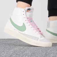 耐克(NIKE)男鞋春季新款BLAZER MID'77运动鞋轻便休闲鞋子高帮板鞋 DO9787-100