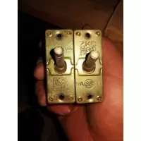 定制适用ZKC-自动保护开关 20A (货期20天,起订量20只)
