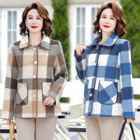 2023款中老年秋冬翻领格子外套洋气妈妈装毛呢开衫上衣老太太衣服