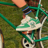 美职棒(MLB)旗舰mlb男鞋女鞋 23款潮流情侣休闲鞋经典学长鞋厚底增高板鞋 3ASXCLB3N-50GNS 235/