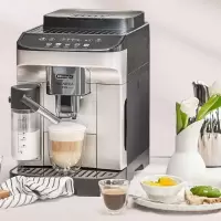 德龙(Delonghi)咖啡机 E系列 意式全自动咖啡机 家用 迷你奶缸 欧洲原装进口 E LattePlus