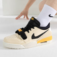 NIKE滔搏运动耐克男子AIR JORDAN户外运动篮球场经典篮球鞋 CD7069-200 42.5