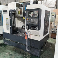 机床-类型:铣床,型号:VMC100