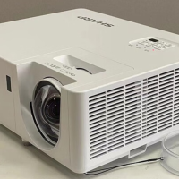 夏普(SHARP)XG-H380WA投影仪 亮丽彩轮技术 虹膜动态光圈 3D投影支持蓝光