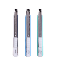 得力(deli)小号铝合金护套美工刀壁纸刀裁纸刀 办公用品 白色2086