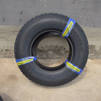 全钢丝卡客车真空轮胎 真空轮胎12R22.5