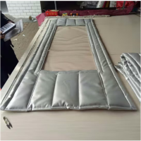 定制银白色皮门帘,加logo,加配重,加窗户,每平方米