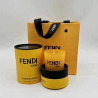 Fendi case蜡烛