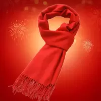 围巾红色