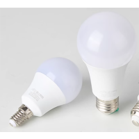 LED灯泡; 15W ;额定电压(V): 一只 15w 白光 6500k货期:7天