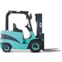 四支点平衡重叉车