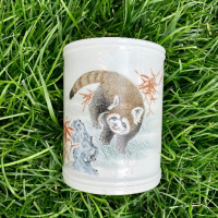 正泰瓷器 当代陶瓷艺术品 粉彩笔筒《小可爱》 锦盒包装16*12*12 中国工艺美术行业大师胡文峰