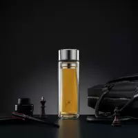 玻璃杯